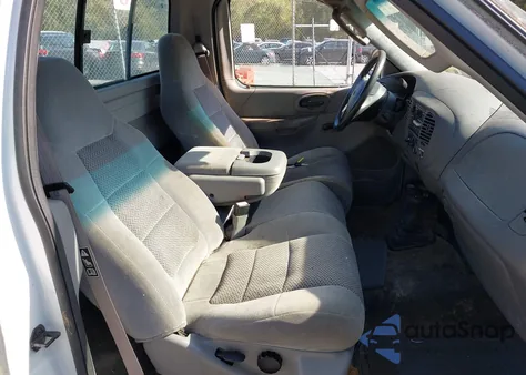 2002 Ford F-150 Xl/Xlt из США, поврежденный, VIN 1FTRF18W02NB10573